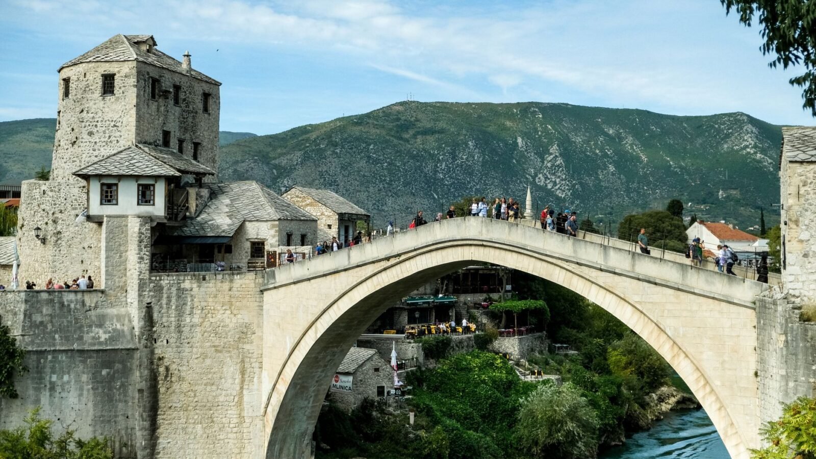 The stone arch of Stari Most crossing the Neretva River in Mostar, Bosnia and Herzegovina.