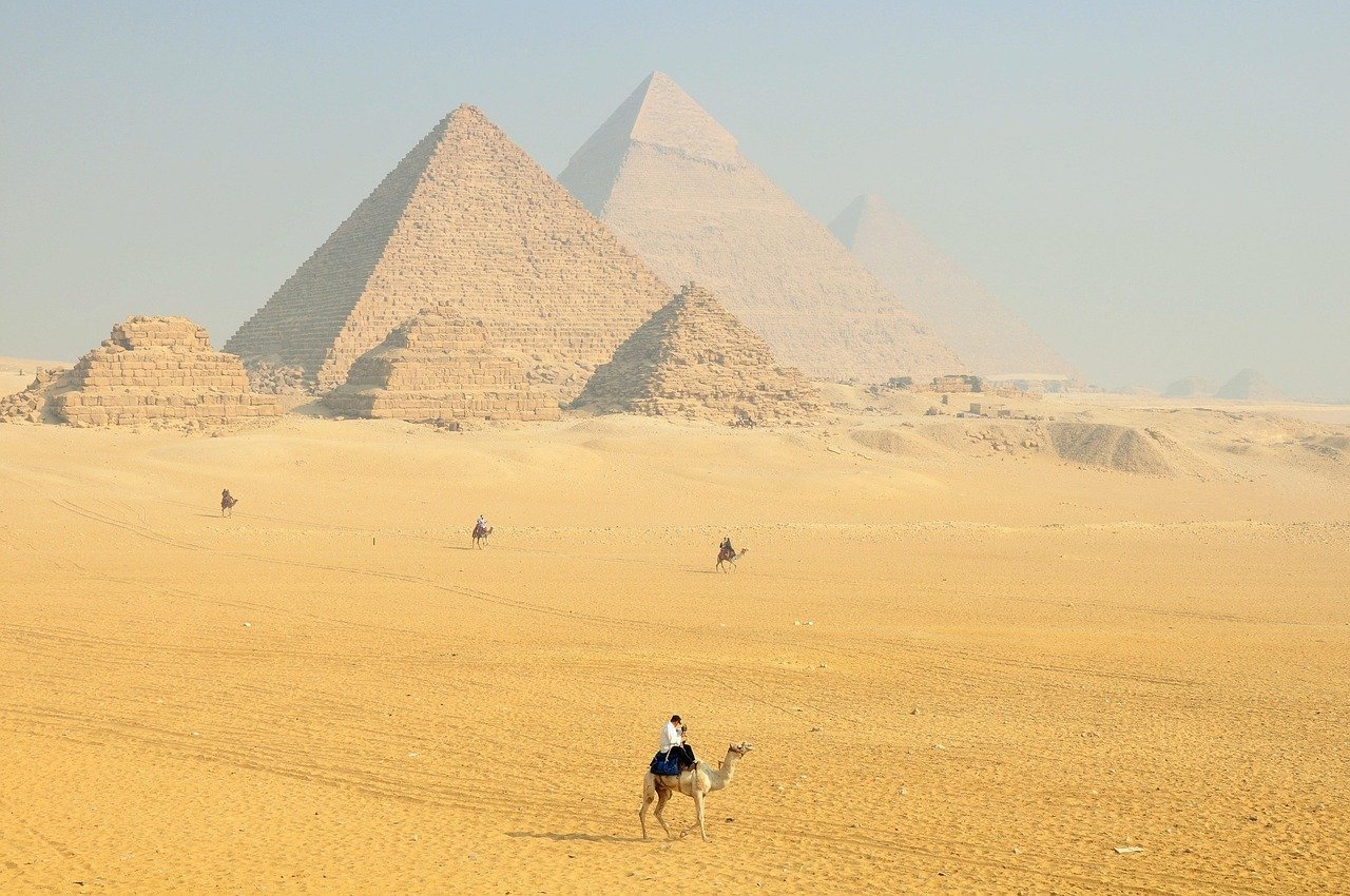 Egypt scene illustrating Cairo to Luxor overnight train.